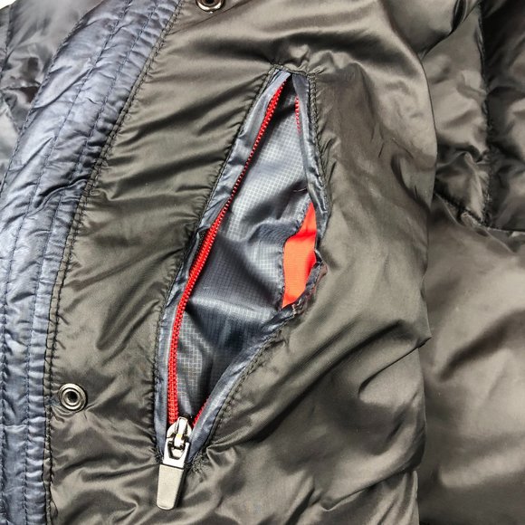 SOLD - Tumi Navy Blue Packable Down Puffer Jacket - Picture 9 of 17